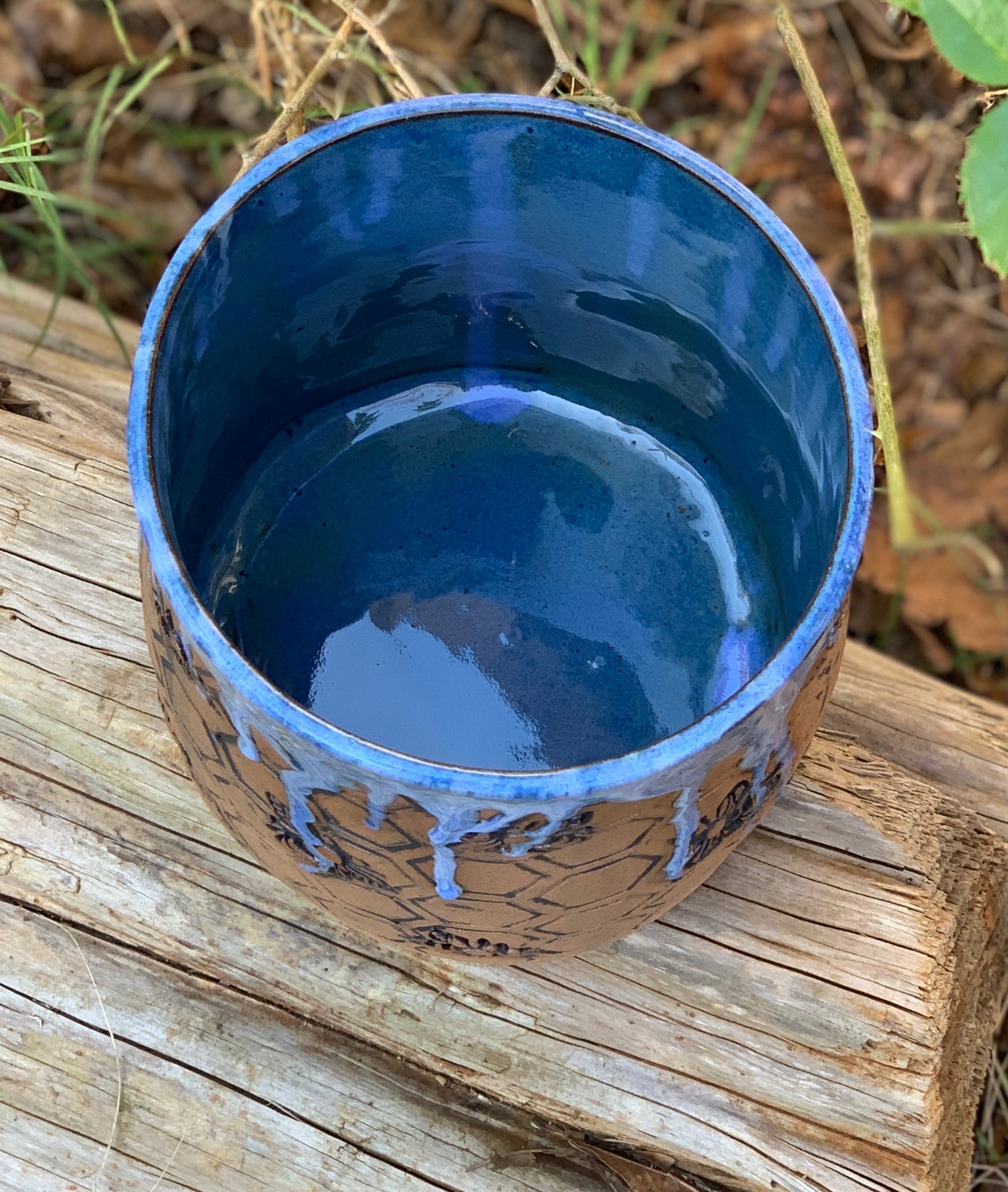 Bee drippy Blue XL utensil Holder